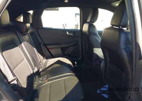 2024 Ford Escape St-Line from USA, damaged, VIN 1FMCU0MN0RUA64872